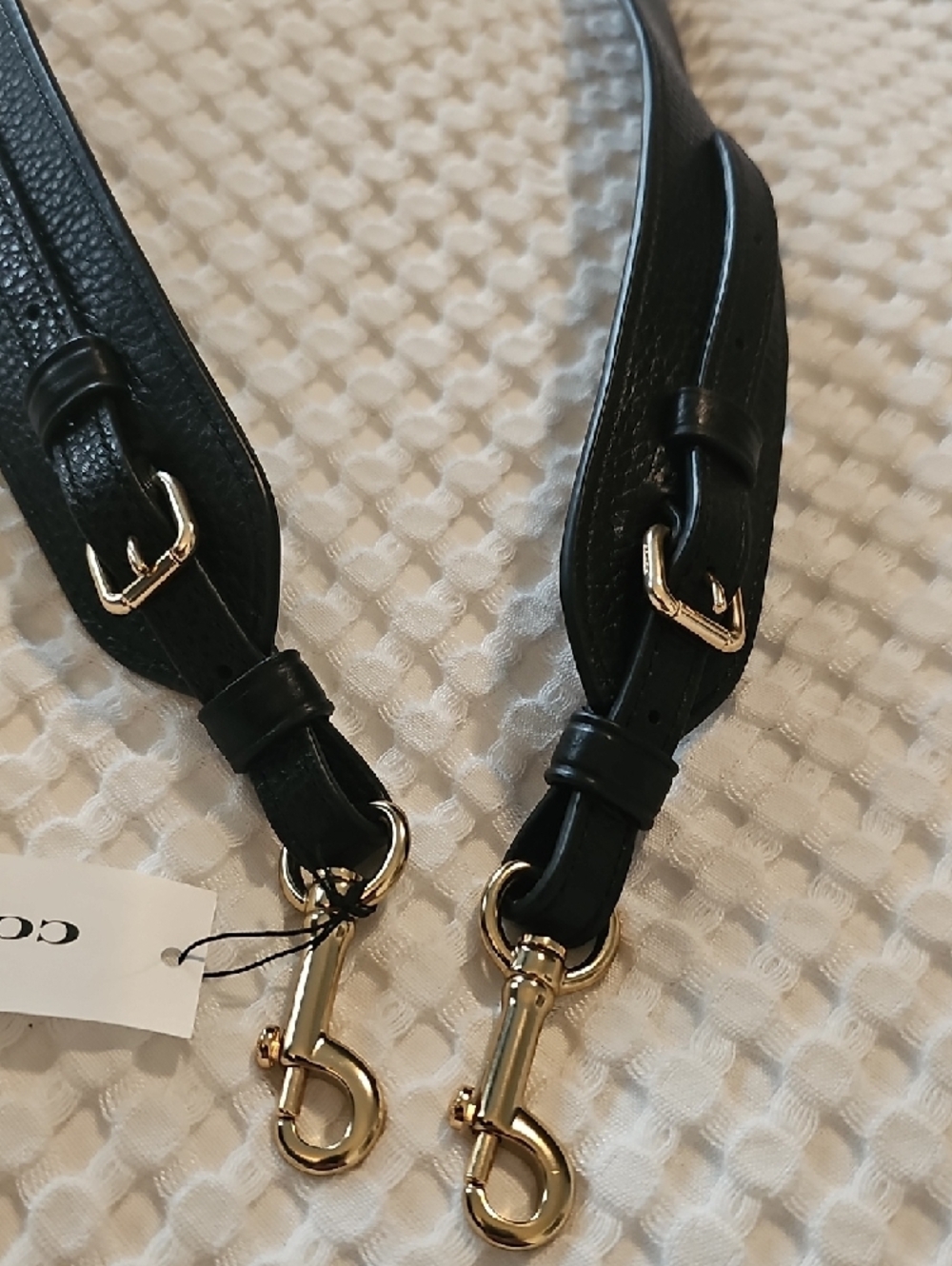 Coach Black Leather Bag Strap with Gold Hardware - Picture 5 of 10